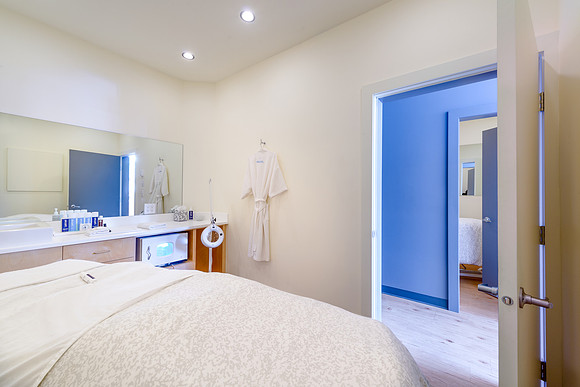 Interiors34